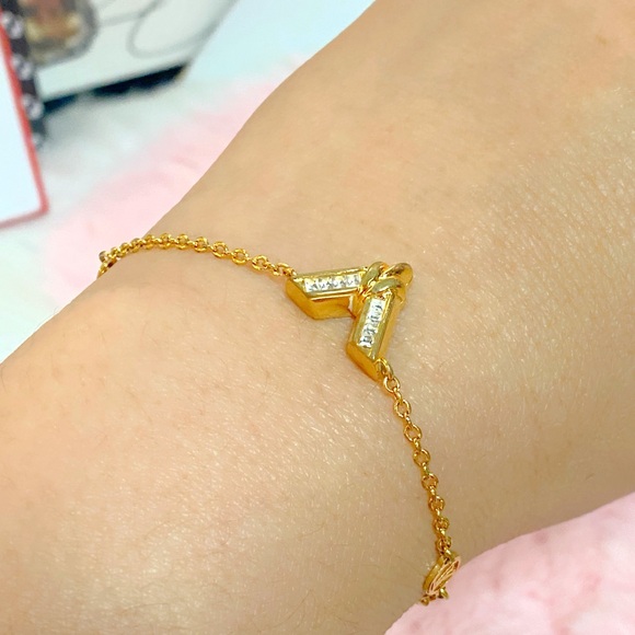 Louis Vuitton Essential V Gold Tone Bracelet - Picture 9 of 13